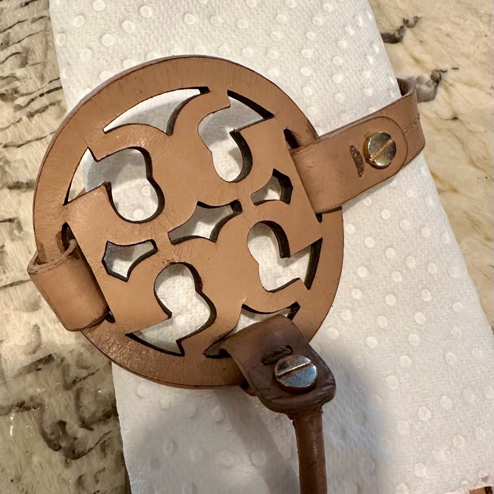 Tory Burch Make Up Tan Leather Thong Sandals Miller 8 - Picture 2 of 5
